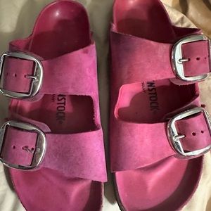 Birkenstock Arizona - Festival Fuscia pink.  Size 39.  8-8.5 women’s